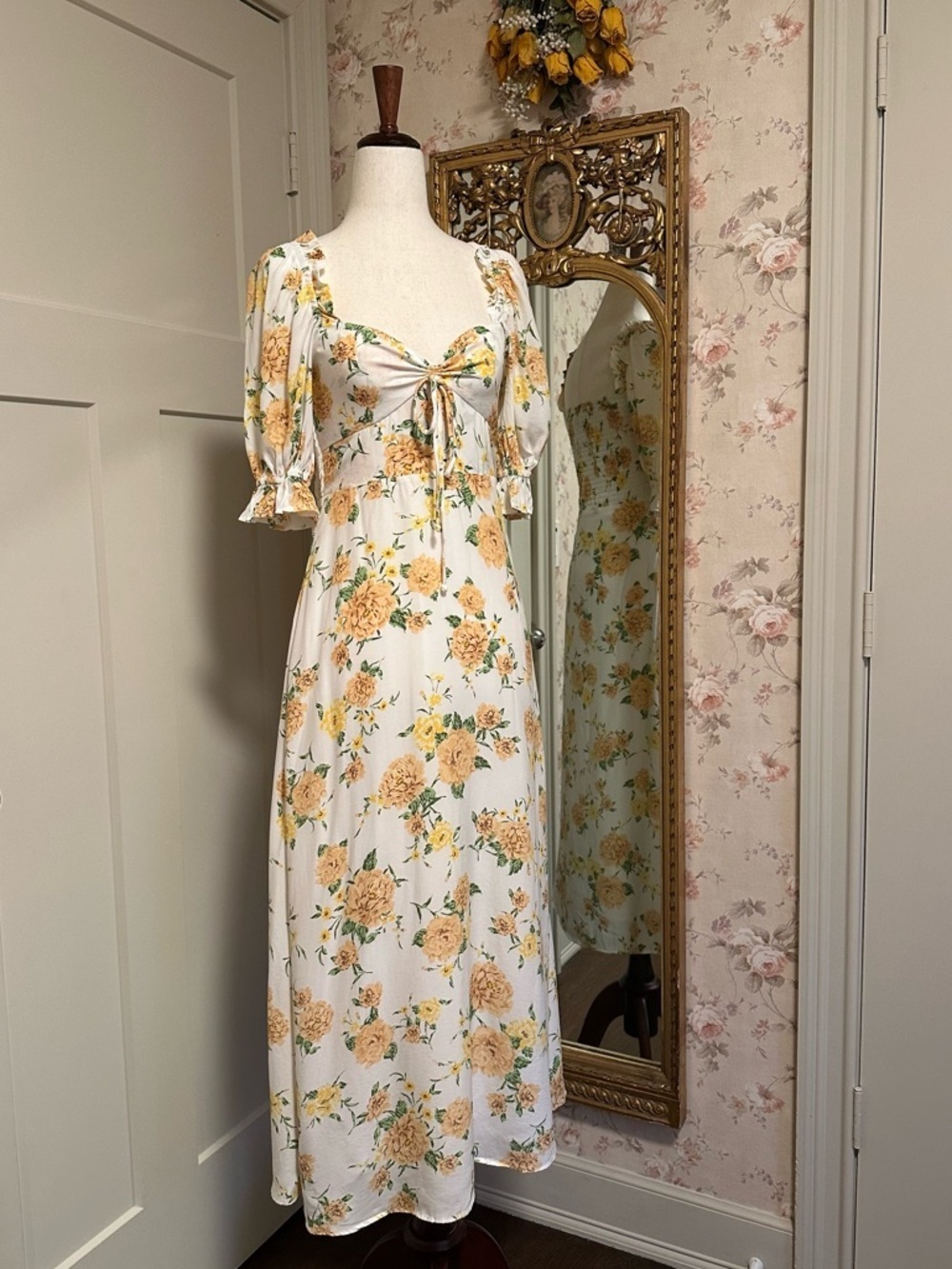 NWT Faithfull the Brand Midi Dress Lennox Velma Floral Size 4